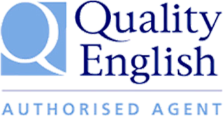 Logo con un quadrato blu contenente una "Q" bianca a sinistra e le parole "Quality English" in testo blu a destra. In basso, la scritta "AGENTE AUTORIZZATO" appare in lettere maiuscole blu.